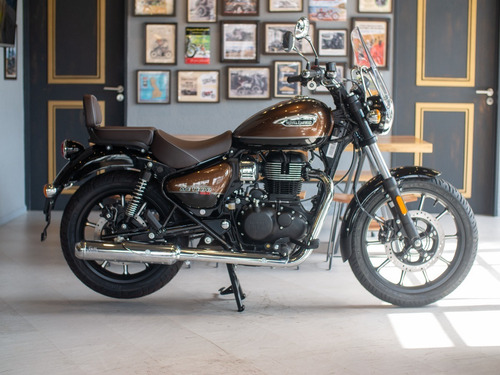 Imagen 5 de 25 de Royal Enfield Meteor 350 Supernova Marrón Reserva Ya