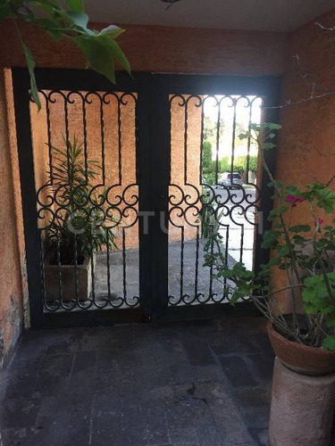 Imagen 3 de 11 de Casa En Venta, Monraz, Guadalajara, Jalisco