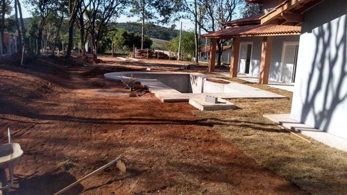 Condomínio Ibiúna 1.030 Mts Casa Nova,piscina Oportunidade