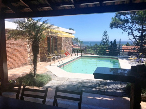 Imagen 4 de 24 de Linda Casa 3 Dormitorios Con Piscina Bien Cerca De La Playa. Consulte!