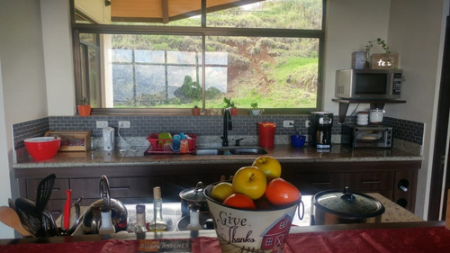 Imagen 3 de 6 de Casa De Campo, Cipreses Cartago