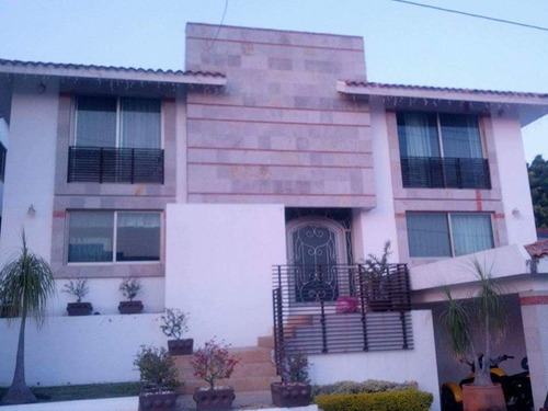 Casa En Renta Lomas De Cocoyoc (anenecuilco)