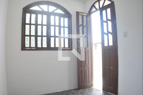 Imagem 3 de 15 de Casa Para Aluguel - Itapuã, 1 Quarto, 42 M² - 893642447