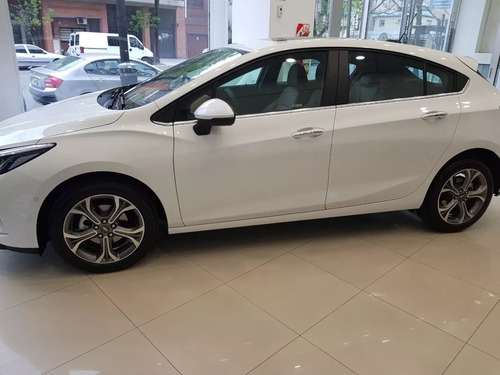 Imagen 5 de 25 de Chevrolet Cruze Premier 5 Puertas 0km Enero 2023 Go