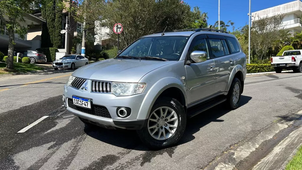 Mitsubishi Pajero PAJERO DAKAR HPE 3.2 4X4 T.I DIES 5P AUT