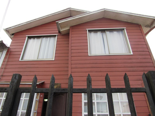 Casa 2 Pisos En Alerce, Puerto Montt, 5 Hab, 2 Baños.