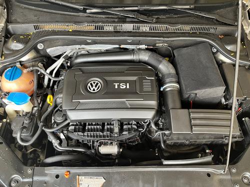 Volkswagen Jetta 2.0 Tsi Highline 4p 211 hp