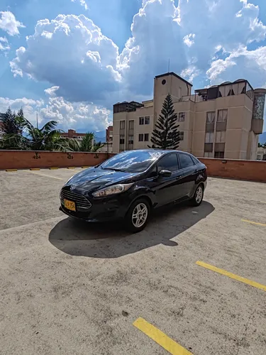 Ford Fiesta Se Sedan