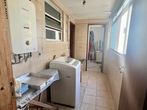 Apartamento Em Balneário Camboriú - Frente Para O Mar Na Barra Sul