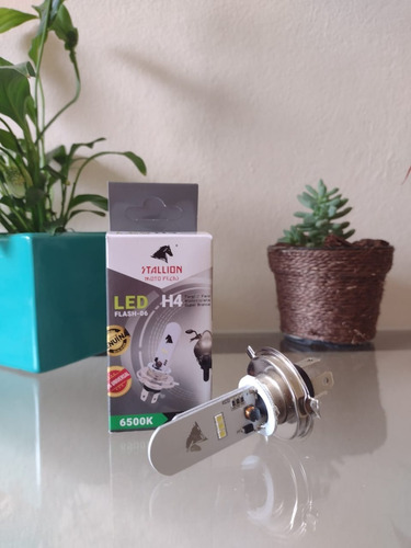 Lâmpada Farol Led H4 Com Strobo Motos Stallion