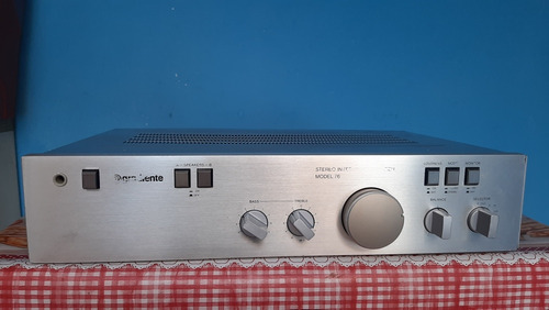 Amplificador Gradiente Model 76