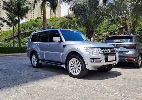 Mitsubishi Pajero Full 3.2 Hpe Aut. 5p