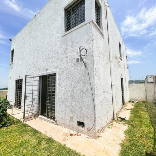 Duplex En Venta/alquiler En Villa Allende - 2 Dormitorios - Cochera, Asador Y Pileta - Seguridad