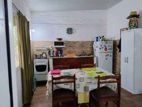 Casa Con Amplio Jardín En Sauce De Portezuelo
