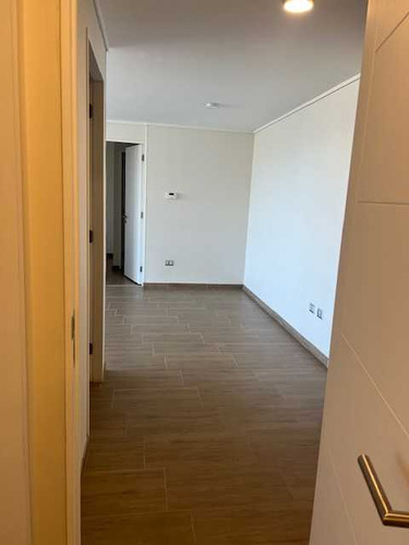 Oportunidad Venta Seminuevo Avda. Los Pablos (82623)