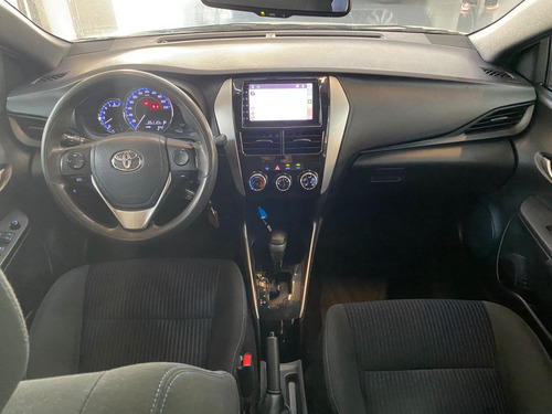Toyota Yaris 1.3 16V FLEX XL MULTIDRIVE