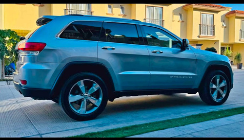 Jeep Grand Cherokee 3.6 Limited Lujo 4x2 Mt