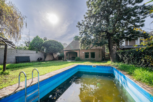 Casa En Monte Grande - 3 Dormitorios Y Escritorio - Apto Credito