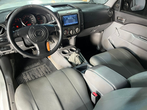 Imagen 6 de 10 de Mazda Bt50 - Diesel - Nueva! Permuto Financio