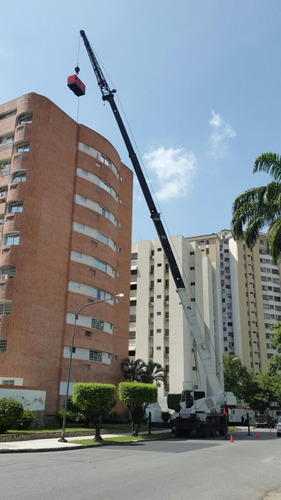 Imagen 2 de 7 de Alquiler De Gruas Telescopica Barquisimeto Edo. Lara