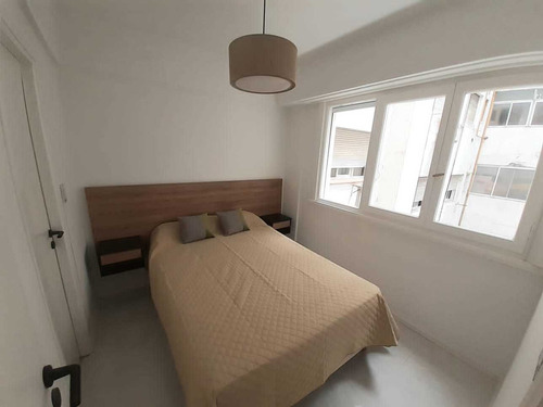 Imagen 4 de 6 de Venta Departamento De Dos Ambientes Al C/frente C/ventanal