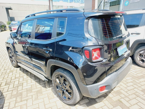 Imagem 6 de 18 de Renegade Night Eagle 1.8 Flex Automático 2018 Preto