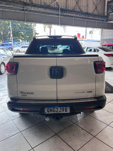 Fiat Toro 2.0 Volcano 4x4 Aut. 4p