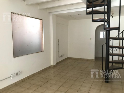 Imagen 2 de 11 de Local En Galeria Los Tilos A Mts De Av. Maipu - Olivos