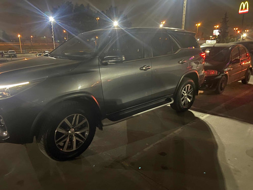 Imagen 18 de 18 de Toyota Sw4 2018 2.8 Srx 177cv 4x4 7as At