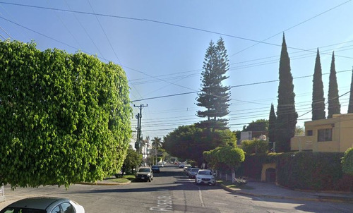 Hermosa Y Amplia Casa En Remate En Zapopan, Jalisco!