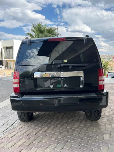 Jeep Liberty Limited Base Piel 4x2 At