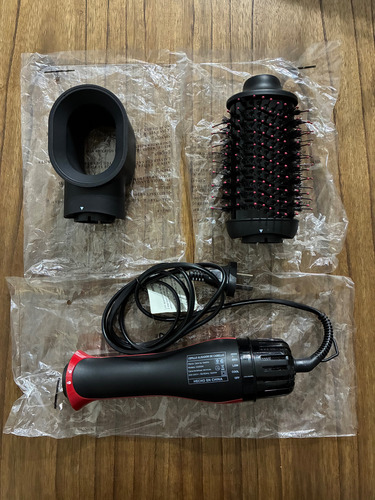 Cepillo Secador Y Moldeador De Pelo Gadnic Monner S2200k (Usado)