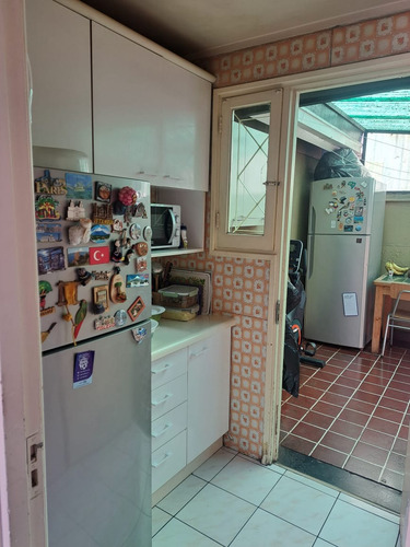 Venta Cómoda Casa, Buena Ubicación, Comuna De Ñuñoa.