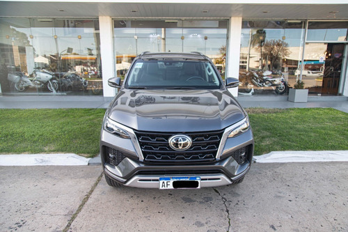 Imagen 12 de 15 de Toyota Sw4 Srx 2.8tdi 204cv Permuto Por Moto !!