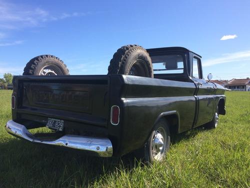 Chevrolet Apache 62