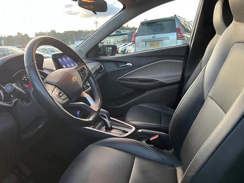 Chevrolet Onix 1.0T Premier Hatch At