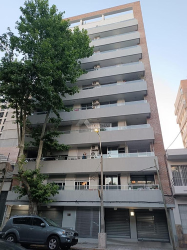 Venta Apartamento De 2 Dormitorios En Cordon Emilio Frugoni Y Canelones Con Renta