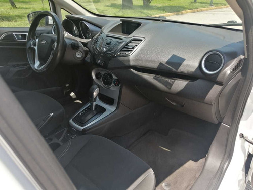 Imagen 9 de 13 de Ford Fiesta 2015 1.6 Se Sedan At