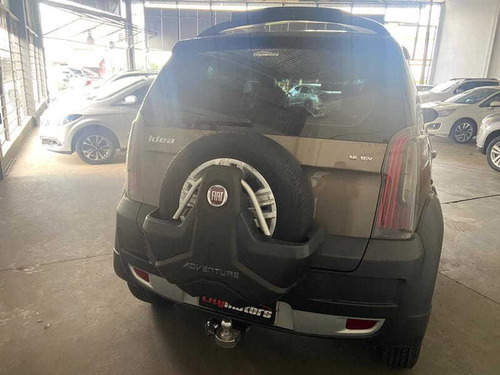 Imagem 5 de 15 de Fiat Idea Adventure 1.8 16v(flex) 4p 2013