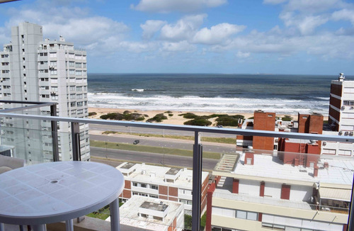 Apto En Venta Piso Alto, Vista Parcial 2 Dorm Punta Del Este