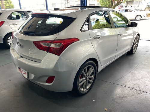 Imagem 6 de 15 de Hyundai I30 1.8 (intermediário) Score Baixo