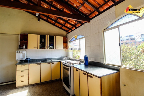 Imagem 25 de 27 de Casa Para Aluguel, 5 Quartos, 2 Suítes, 1 Vaga, São Sebastião - Divinópolis/mg - 34674