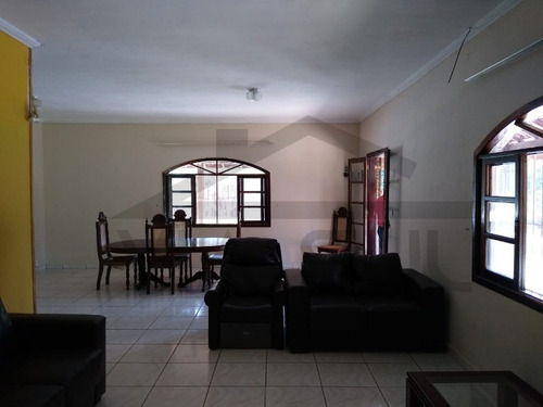 Imagem 16 de 30 de Sabe Aquele Lugar Ideal Para Quem Gosta De Pescar, Reunir A Família E Ter Conforto, Este Sítio Tem Infraestrutura Completa Para Moradia E Lazer. - 400 - 34598665
