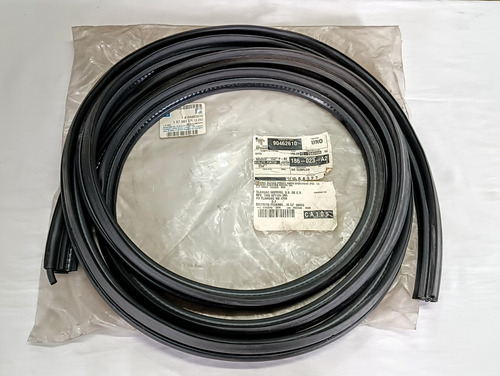 Empaque Hule Tapa-cajuela Astra Opel Fb 1999/03. Gm 90462610