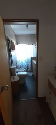 Alquilo Y/o Vendo Casa De 3 Dormitorios Y Amplio Terreno