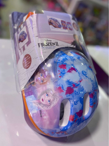 Imagen 1 de 4 de Set De Proteccion Frozen Casco Rodilleras Y Coderas