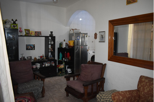 Venta Casa 5 Ambientes En Nueva Pompeya