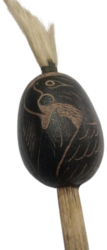 Maraca De Pamuco Con Tallado De Guacamayo. Amazónica