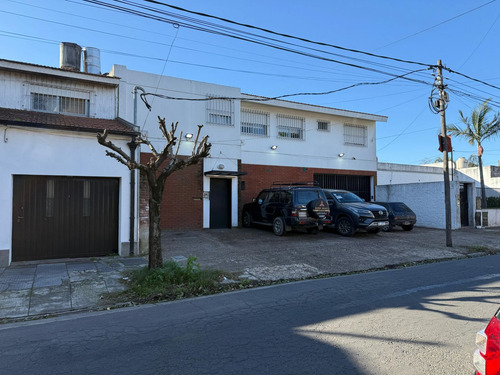 Galpón En Venta Y Alquiler En Castelar Norte