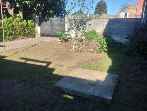 Casa En Venta En G. Catán.